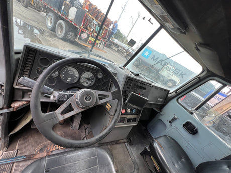 1995 Mack CH613 Conventional CAB Shell For Sale