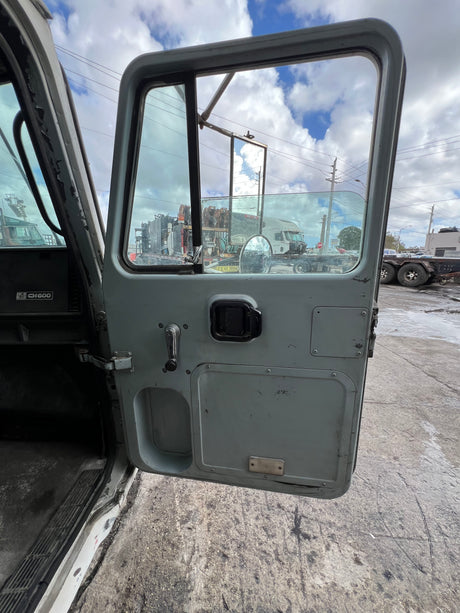 1995 Mack CH613 Conventional CAB Shell For Sale