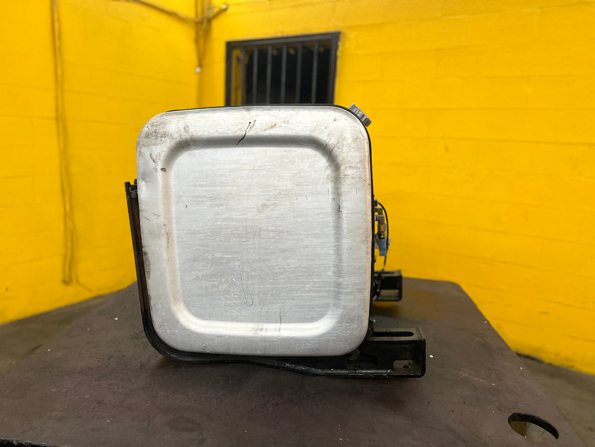 Mack D-Shape Aluminum Fuel Tank Dimensions: 34" L x 23" W x 25" H For Sale