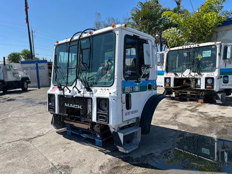 2005 MACK MR688S Low CAB Forward (LCF) Shell For Sale, 600-Series CAB