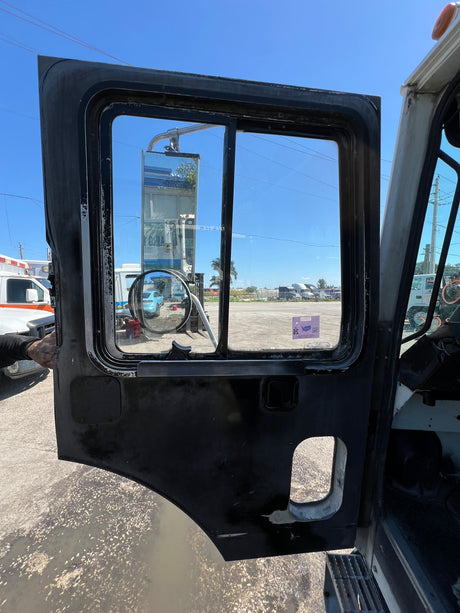 2005 MACK MR688S Low CAB Forward (LCF) Shell For Sale, 600-Series CAB