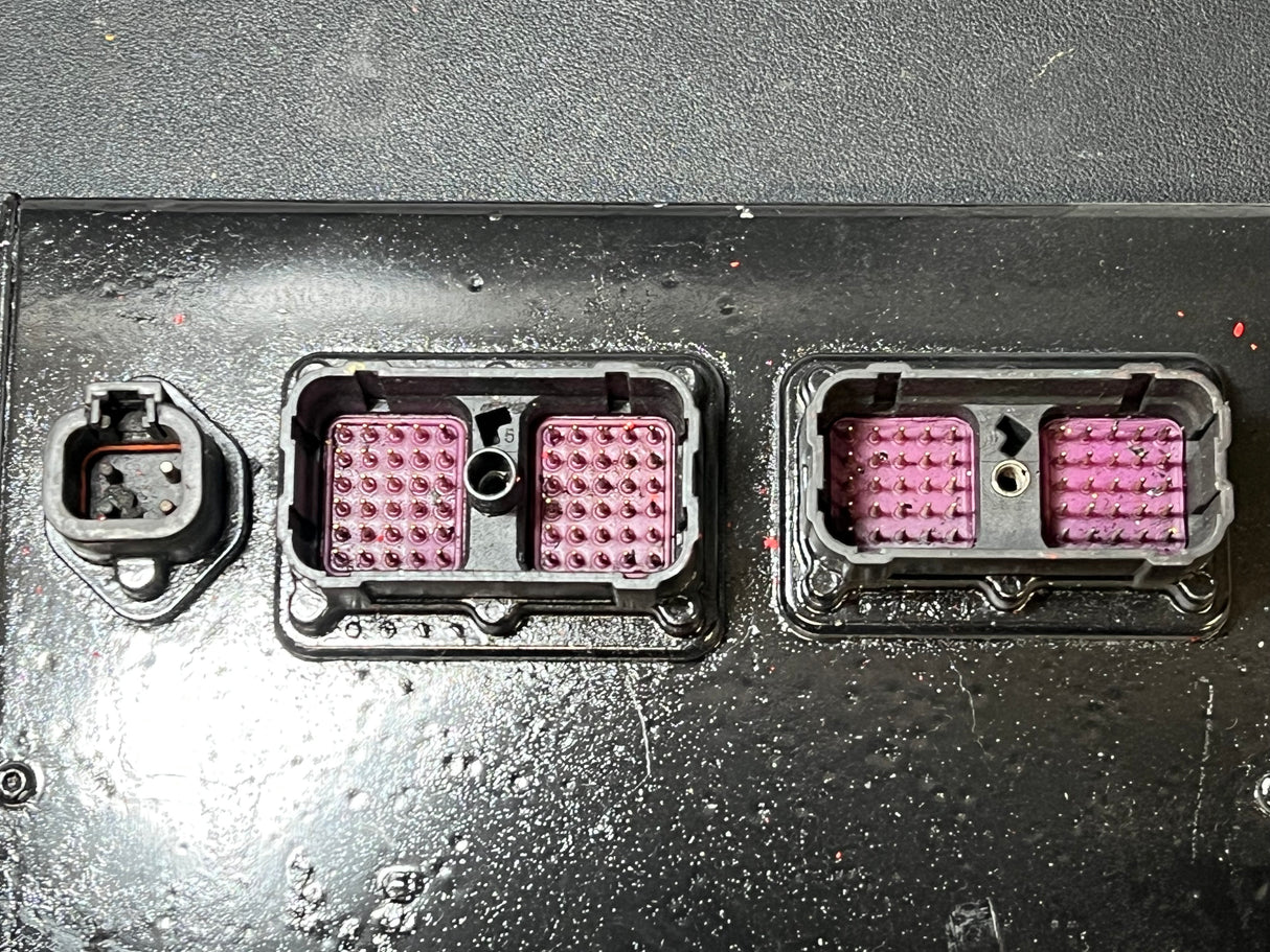 Cummins CM850 Engine Control Module (ECM) 4921776 For Sale, CPL 8692