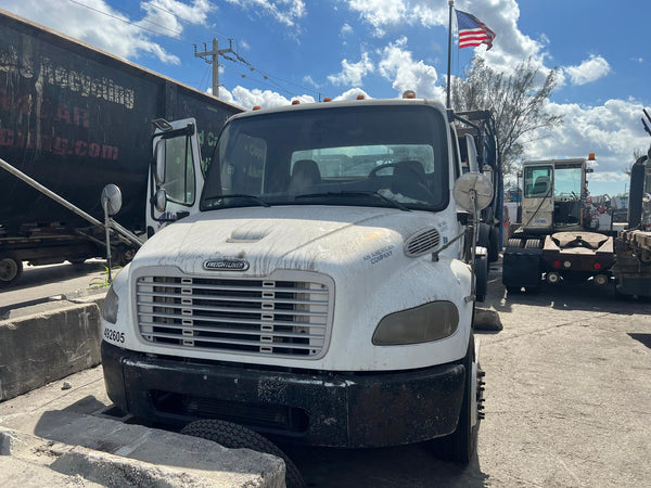 2005 Freightliner M2 106 Hood For Sale